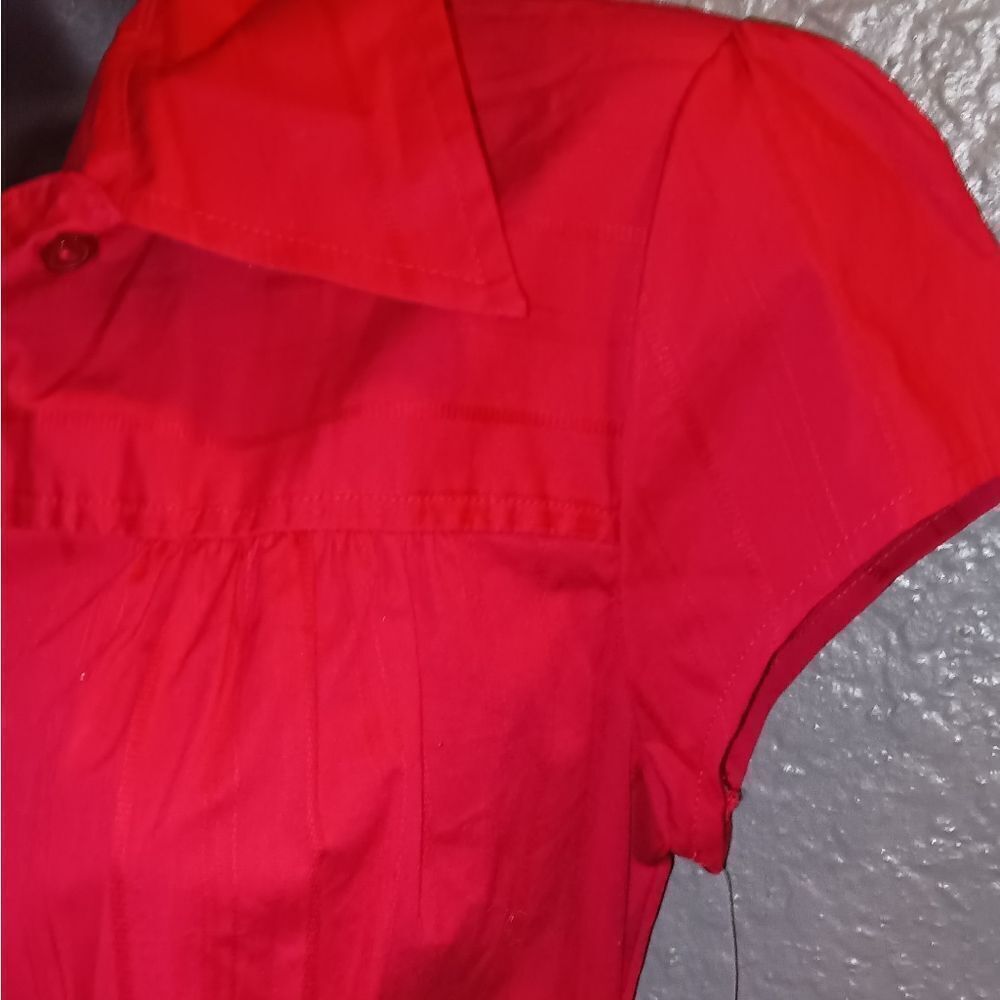 Adorable Button up red dress w/cap sleeves & stretch😉 - Picture 3 of 8